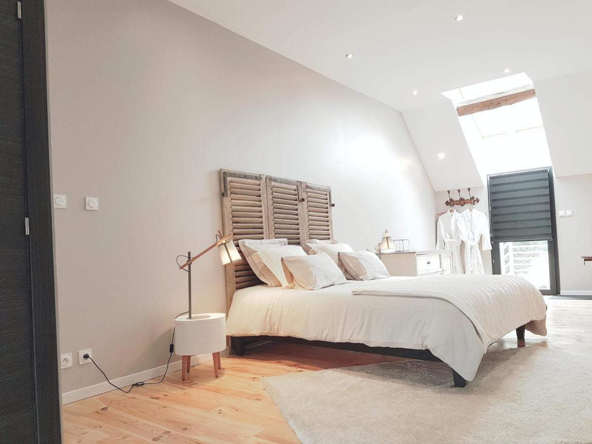 Couzon Domaine Du Bois Chaumet Bed & Breakfast エクステリア 写真